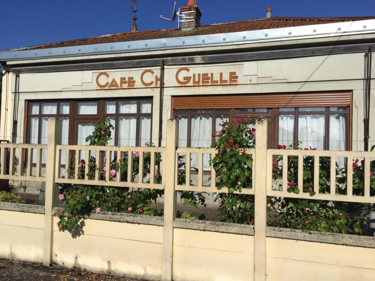 Au Cafe De La Gare, Spa, Peche En Saone Bourgogne Maison De Charme Spacieuse Dijon Dole Gray Pontailler-sur-Saone Luaran gambar